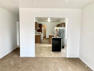 2215 Orchard Ave, Klamath Falls, OR 97601 - photo 3