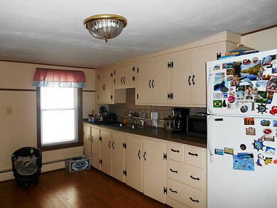 720 Hope St, Bristol, RI 02809 - photo 2