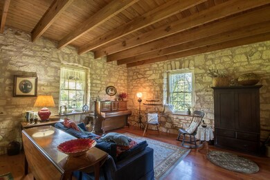 457 Bob Moritz Dr, Fredericksburg, TX 78624 - photo 7