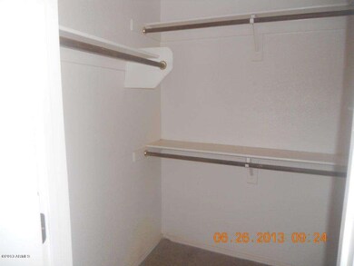 MASTER WALK-IN