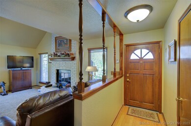 4330 Colonial Dr, Sapulpa, OK 74066 - photo 2