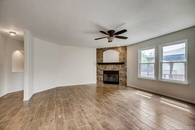 10802 Marot Field, Helotes, TX 78023 - photo 5