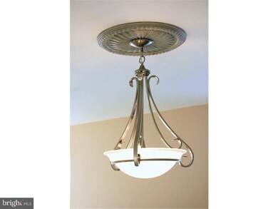 10 Warner Ct, Mount Laurel, NJ 08054 - photo 4