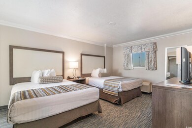 Private bedroom featuring 2 queen beds