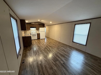 21 Tree Line Ln, Avis, PA 17721 - photo 2