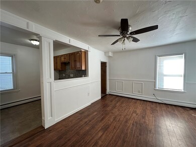 372 River St, Woonsocket, RI 02895 - photo 4