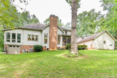 255 Farmwood Dr, Statesville, NC 28625 - photo 6