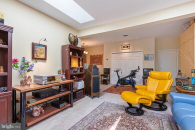 205 Skyhill Rd unit 9, Alexandria, VA 22314 - photo 7