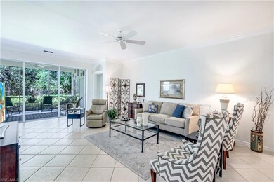 Livingroom to breakfast nook.