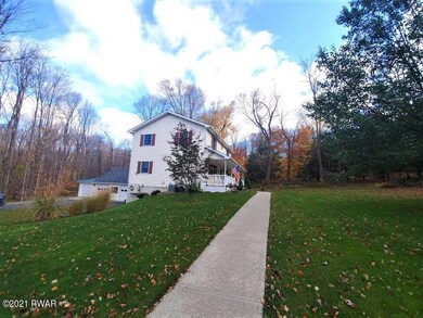 241 Edgefield Rd, Lake Ariel, PA 18436 - photo 5