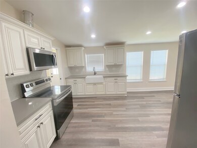 4501 Westwood Ln, Manvel, TX 77578 - photo 7