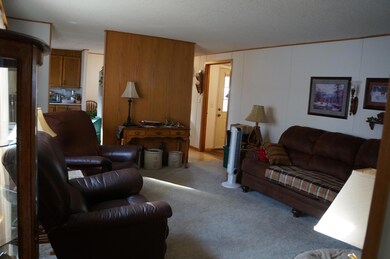 204 E Coyote St, Mandan, ND 58554 - photo 7