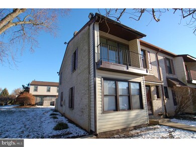 100 Center Ct unit 100, Wilmington, DE 19810 - photo 2