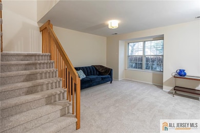 2002 Sandlewood Ct, Monmouth Junction, NJ 08852 - photo 5