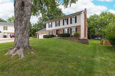 3743 NE Woodland Ct, Lees Summit, MO 64064 - photo 2