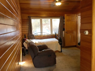 445 Mountain Rd, Holyoke, MA 01040 - photo 6