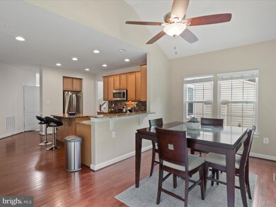 13214 Eldorado Greenfields Dr, Bowie, MD 20720 - photo 5