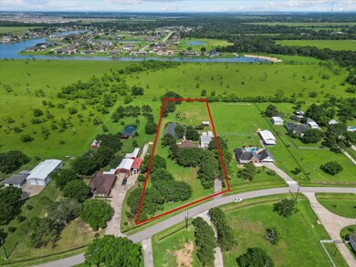 319 Bayou End Cir, Alvin, TX 77511 - photo 6