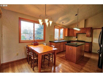 19343 Suncrest Dr, West Linn, OR 97068 - photo 7