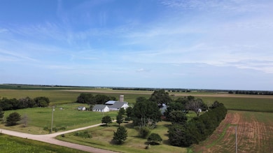 1332 100th, Peabody, KS 66866 - photo 2