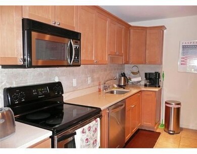 189 Laurel Ave unit 1, Providence, RI 02906 - photo 6