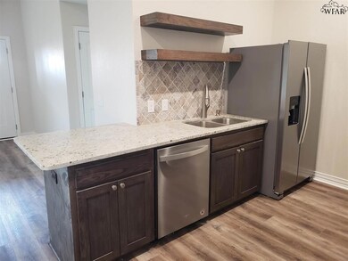 1506 Hursh Ave unit B, Wichita Falls, TX 76302 - photo 4