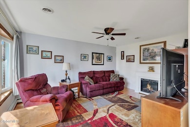 22 Maxwell St, Albany, NY 12208 - photo 2