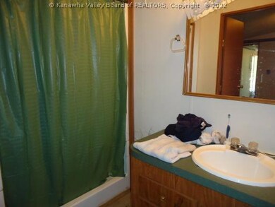 Master Bath/Spa.