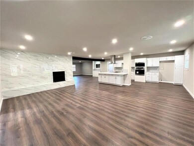 704 Annette Dr, Bedford, TX 76022 - photo 2