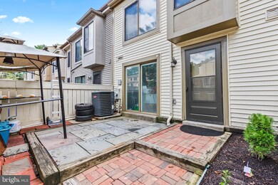 9214 Chadburn Place, Montgomery Village, MD 20886 - photo 3