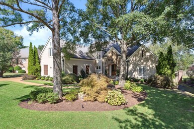 View of front of property featuring a front lawn