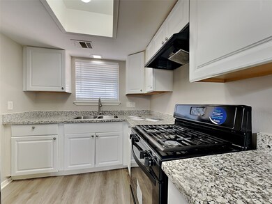 1438 Peach Spring Dr, Houston, TX 77088 - photo 6