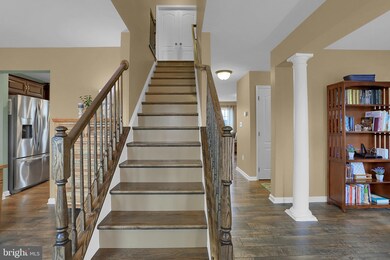 655 Franklin Square Dr, Chambersburg, PA 17201 - photo 4