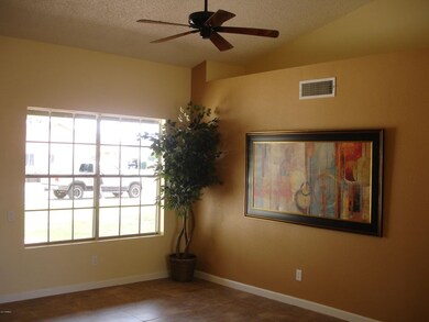 Living Room DSC00422