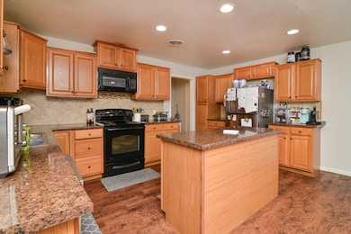 3431 54th St, Lubbock, TX 79413 - photo 7