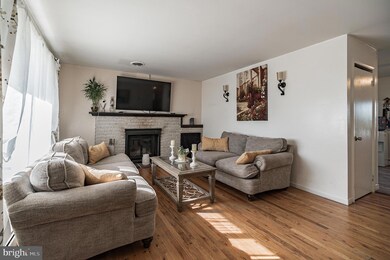 512 S 7th St, Hamburg, PA 19526 - photo 5