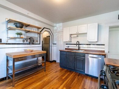 96 Wellsmere Rd unit 96, Roslindale, MA 02131 - photo 3