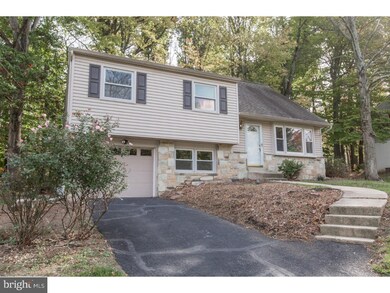 208 Dorset Way, Chalfont, PA 18914 - photo 2