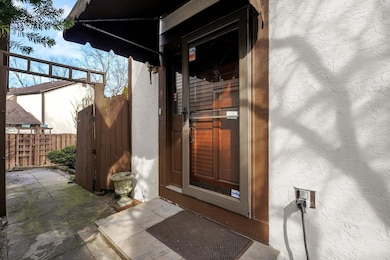 43-web-or-mls-894-tamara-dr-n