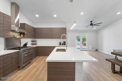 05-Kitchen
