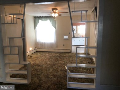 1044 Weiser St, Reading, PA 19601 - photo 2