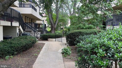 9813 Hellingly Place, Montgomery Village, MD 20886 - photo 7