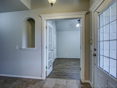 14941 Jordan Ct, Glenpool, OK 74033 - photo 4