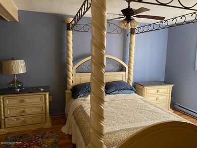 3221 Woodchip Ln, East Stroudsburg, PA 18301 - photo 5