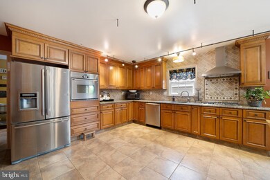 72 E Holly Ave, Sewell, NJ 08080 - photo 4