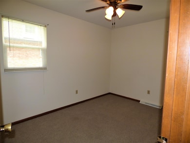 814A S Fairview Road