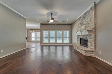 18017 Cindy Ln, Conroe, TX 77302 - photo 6