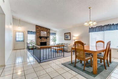 2920 Woodbridge Dr, Bedford, TX 76021 - photo 5