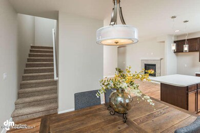 20206 Eagles Nest Court-small-009-12-Din