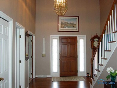 2511 Challedon Ct, Ottawa Hills, OH 43615 - photo 4